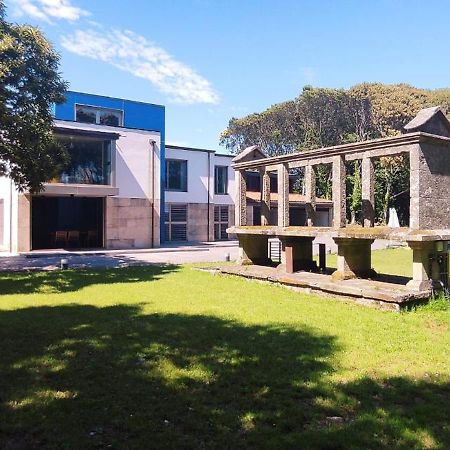 Preciosa Casa Con Piscina Y Bosque Privados En Sigueeiro, Santiago De Compostela Villa Sigueiro Exterior photo