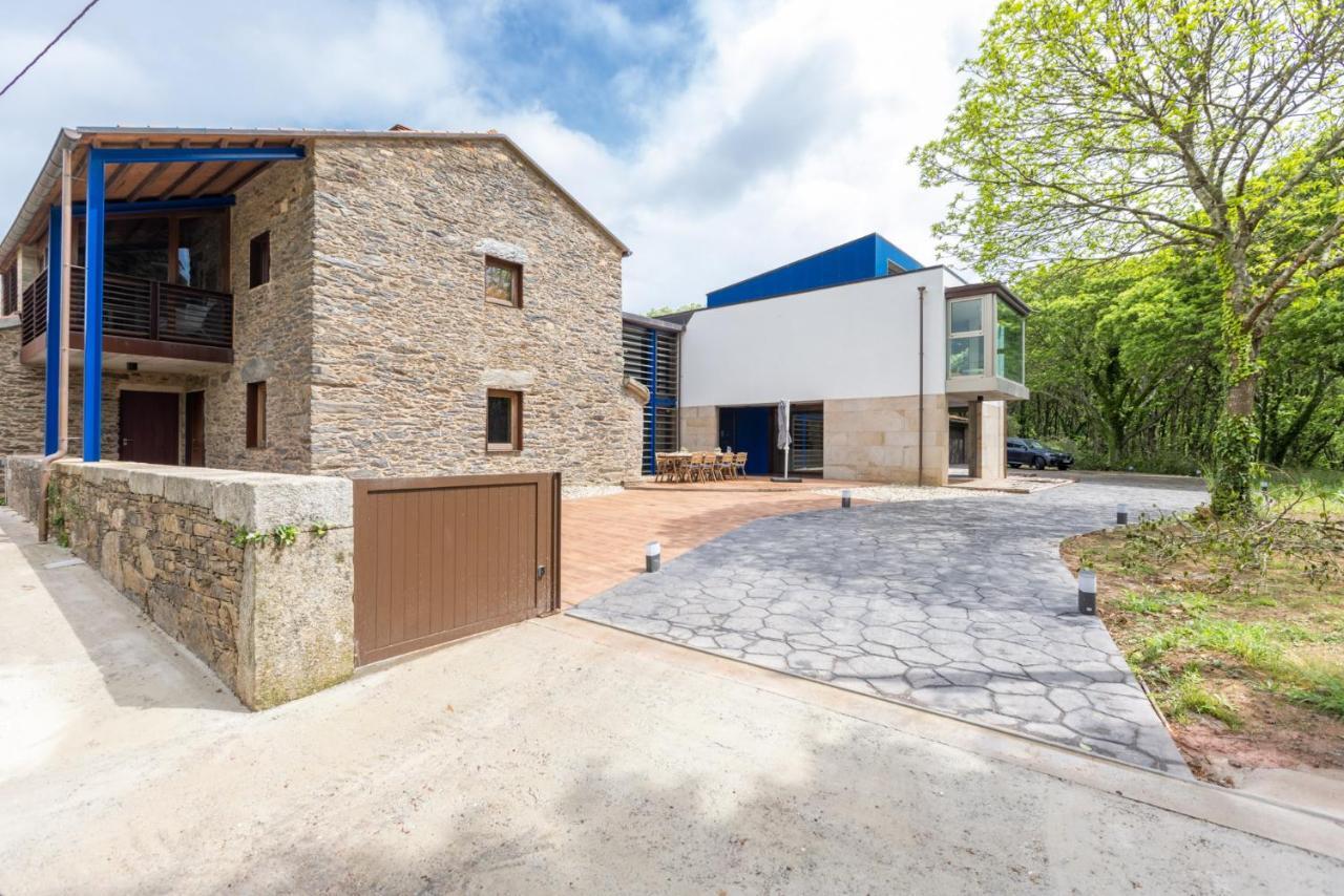 Preciosa Casa Con Piscina Y Bosque Privados En Sigueeiro, Santiago De Compostela Villa Sigueiro Exterior photo